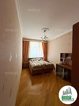 Satılır 3 otaqlı yeni tikili 120 m²