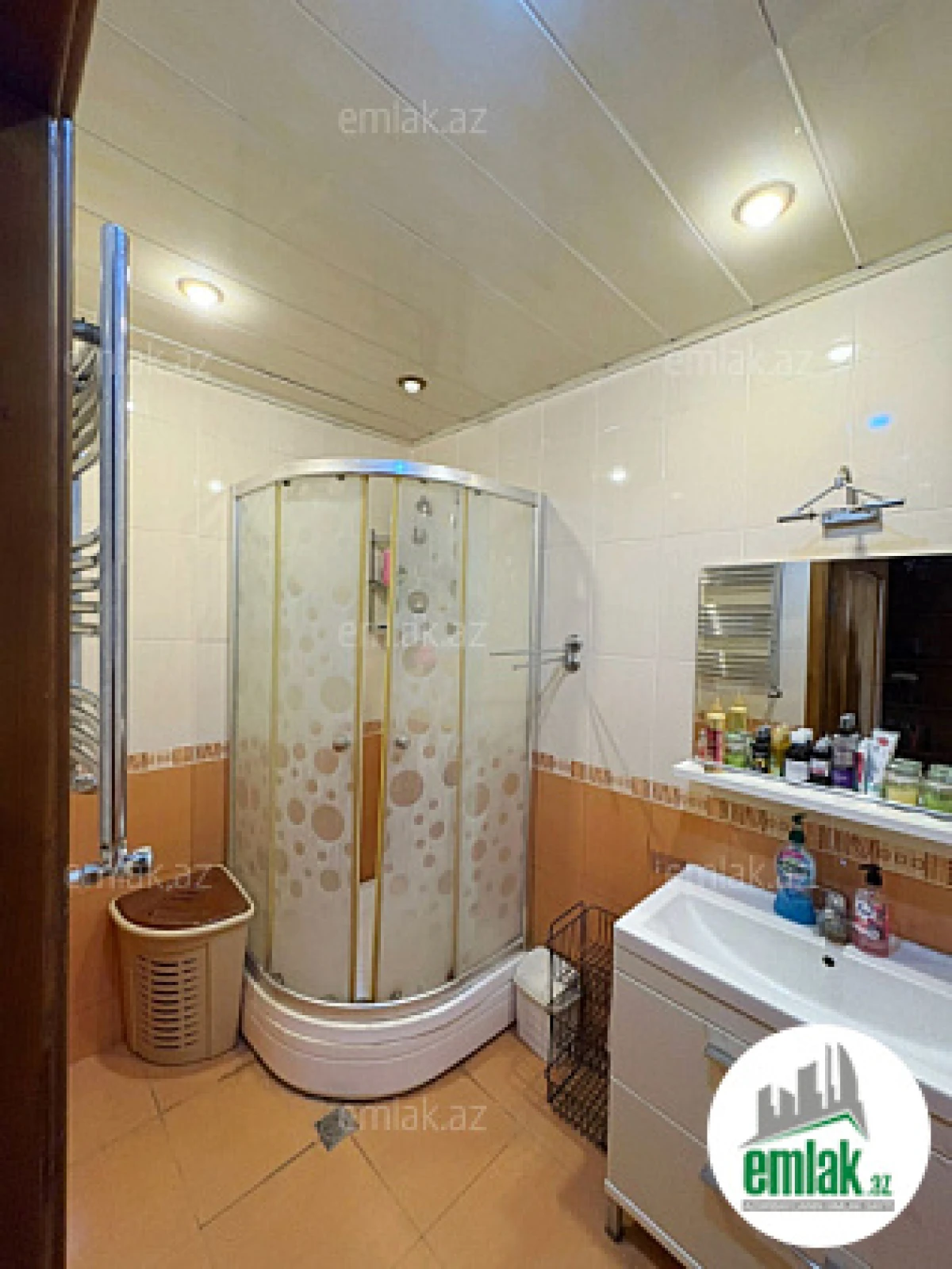 Satılır 3 otaqlı yeni tikili 120 m²