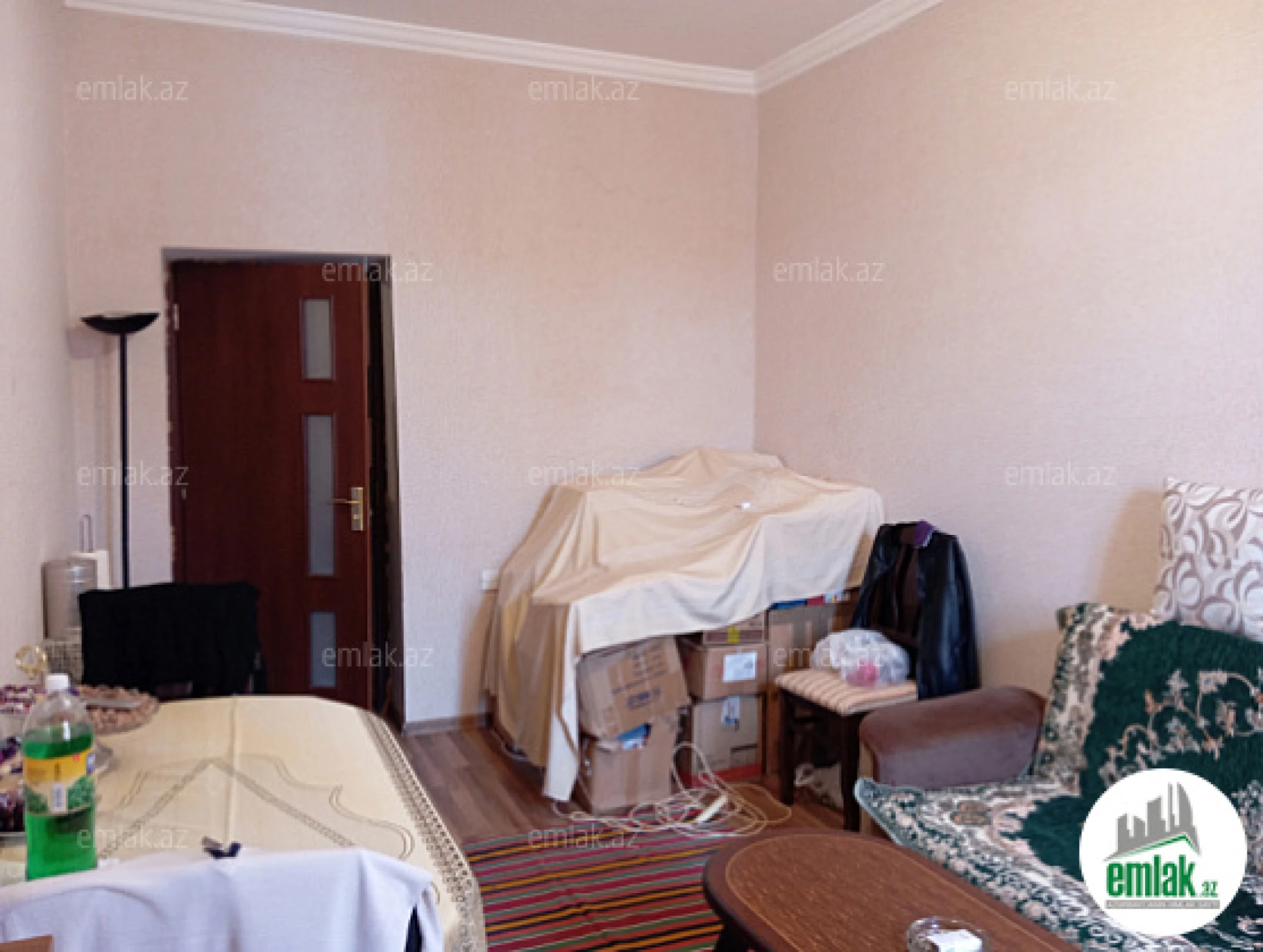 Satılır 2 otaqlı köhnə tikili 50 m²