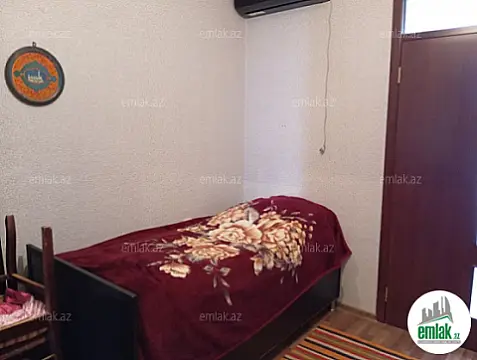 Satılır 2 otaqlı köhnə tikili 50 m²