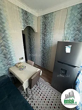 Satılır 2 otaqlı köhnə tikili 35 m²