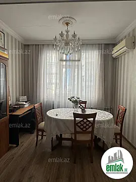 Satılır 2 otaqlı köhnə tikili 65 m²