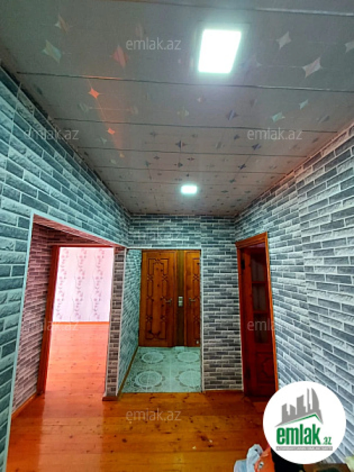 Satılır 3 otaqlı köhnə tikili 85 m²