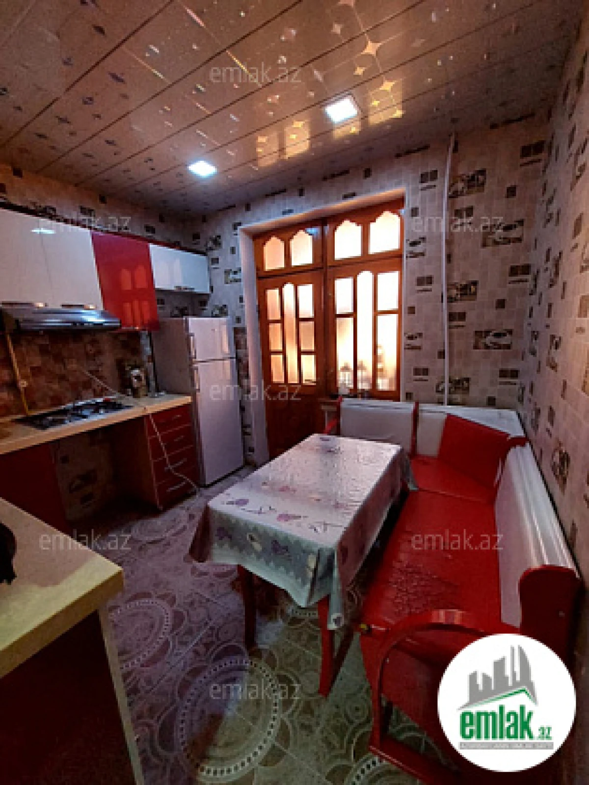 Satılır 3 otaqlı köhnə tikili 85 m²