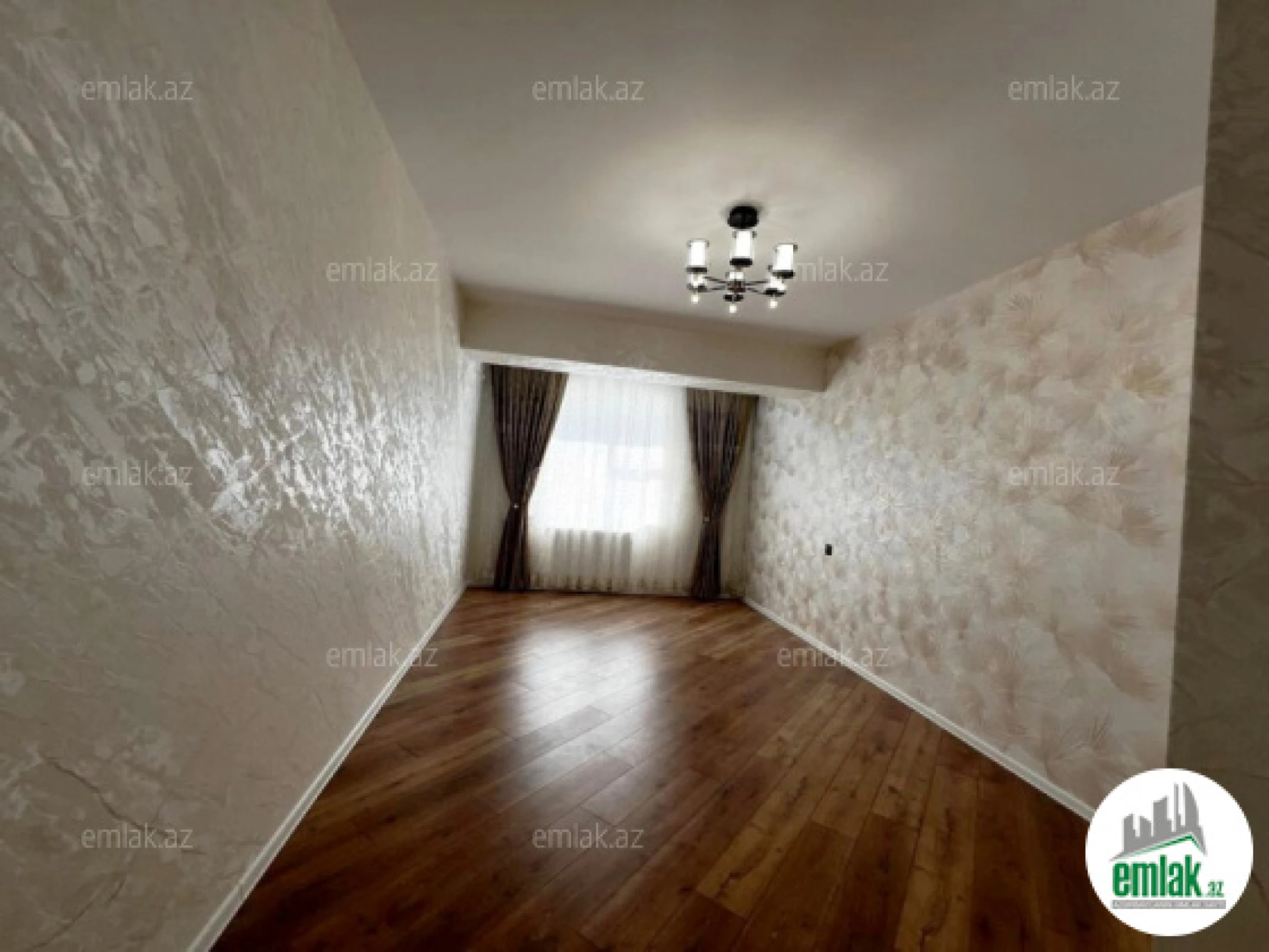 Satılır 4 otaqlı yeni tikili 135 m²