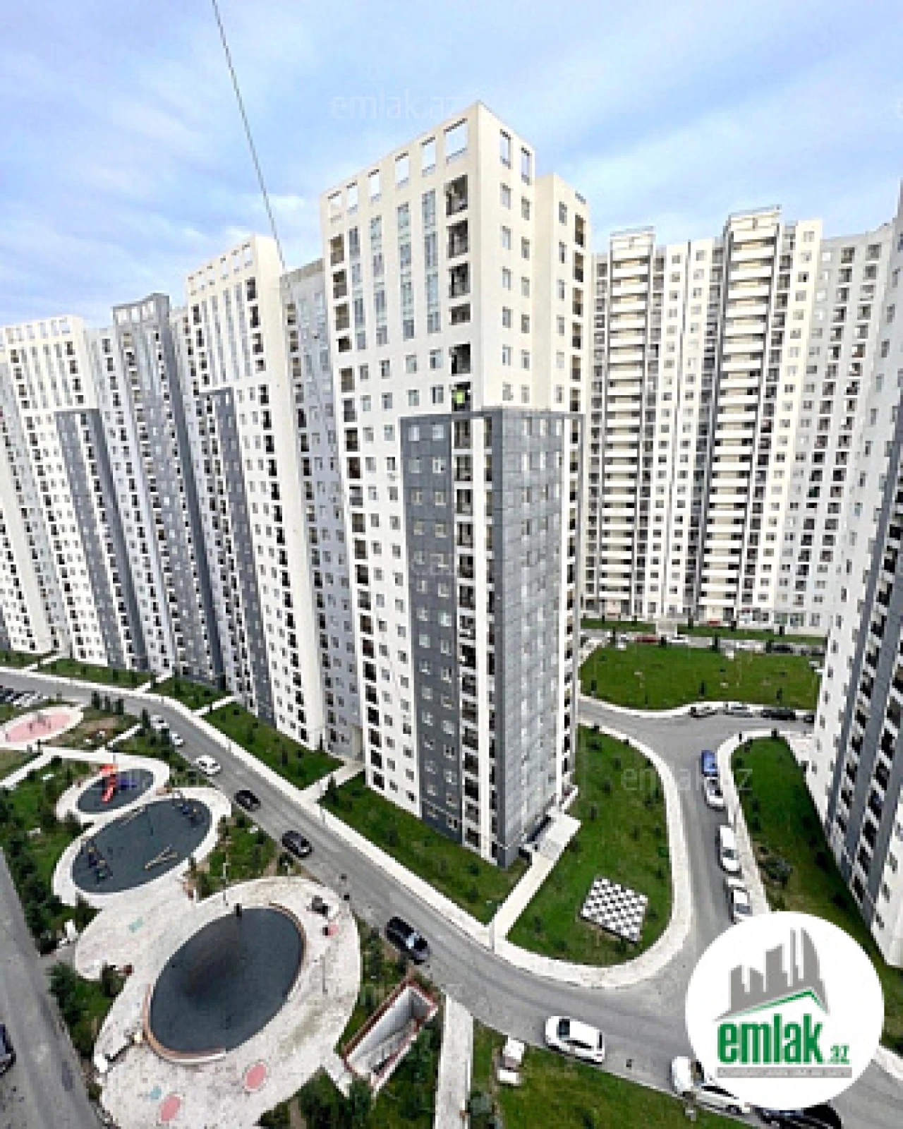 Satılır 4 otaqlı yeni tikili 135 m²