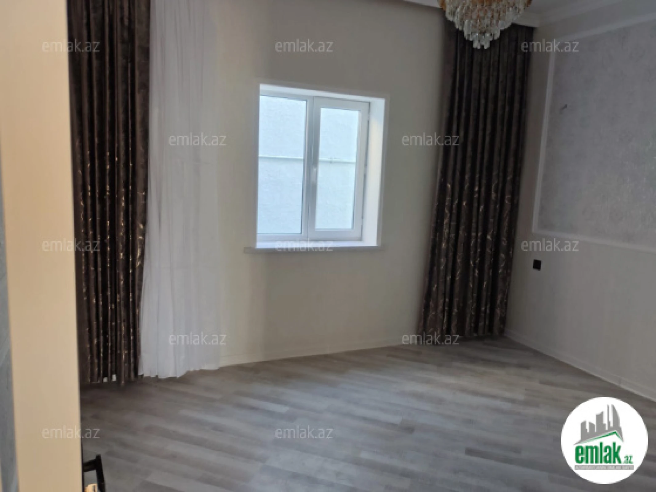 Satılır 3 otaqlı mənzil 90 m²