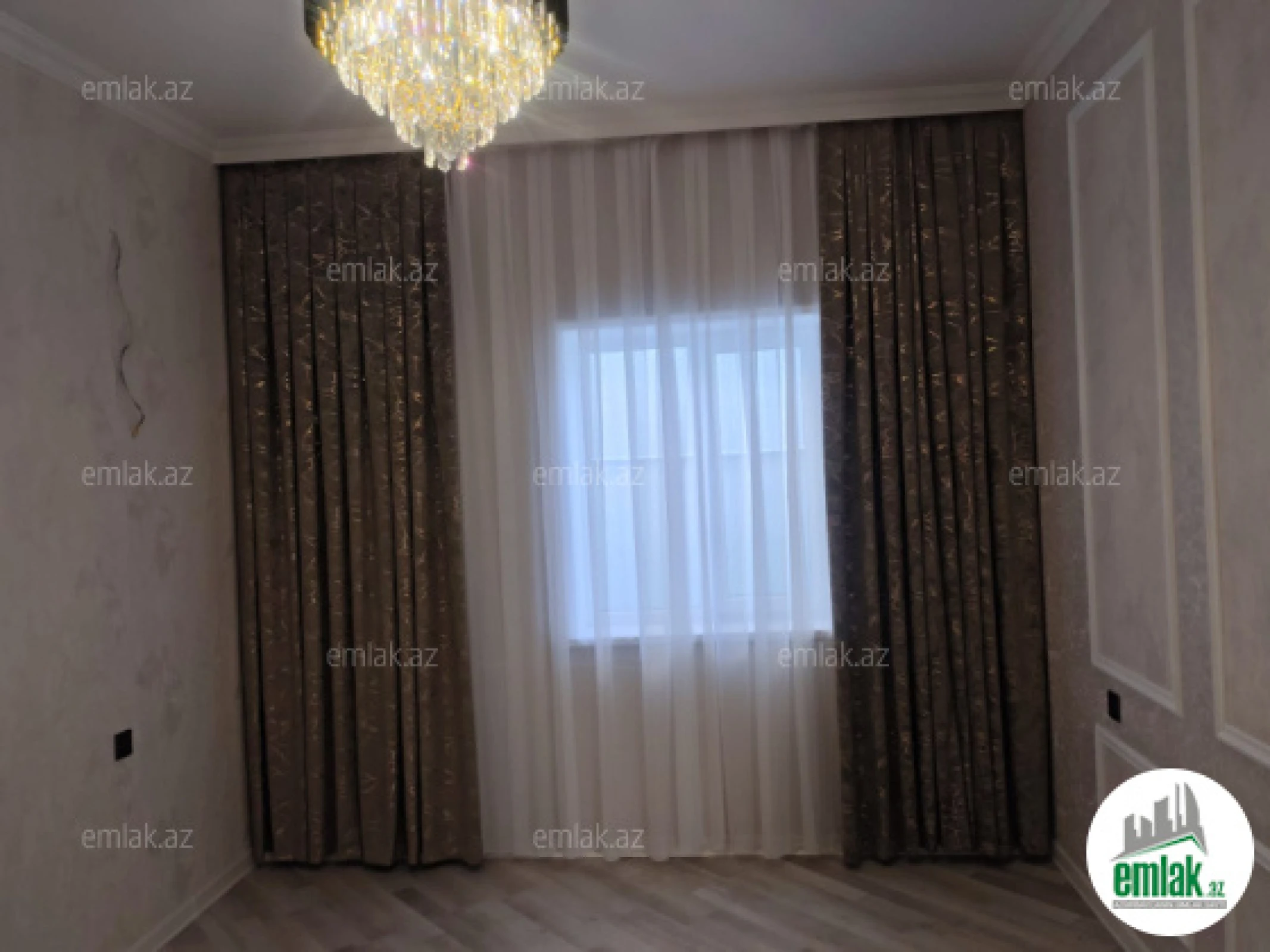 Satılır 3 otaqlı mənzil 90 m²