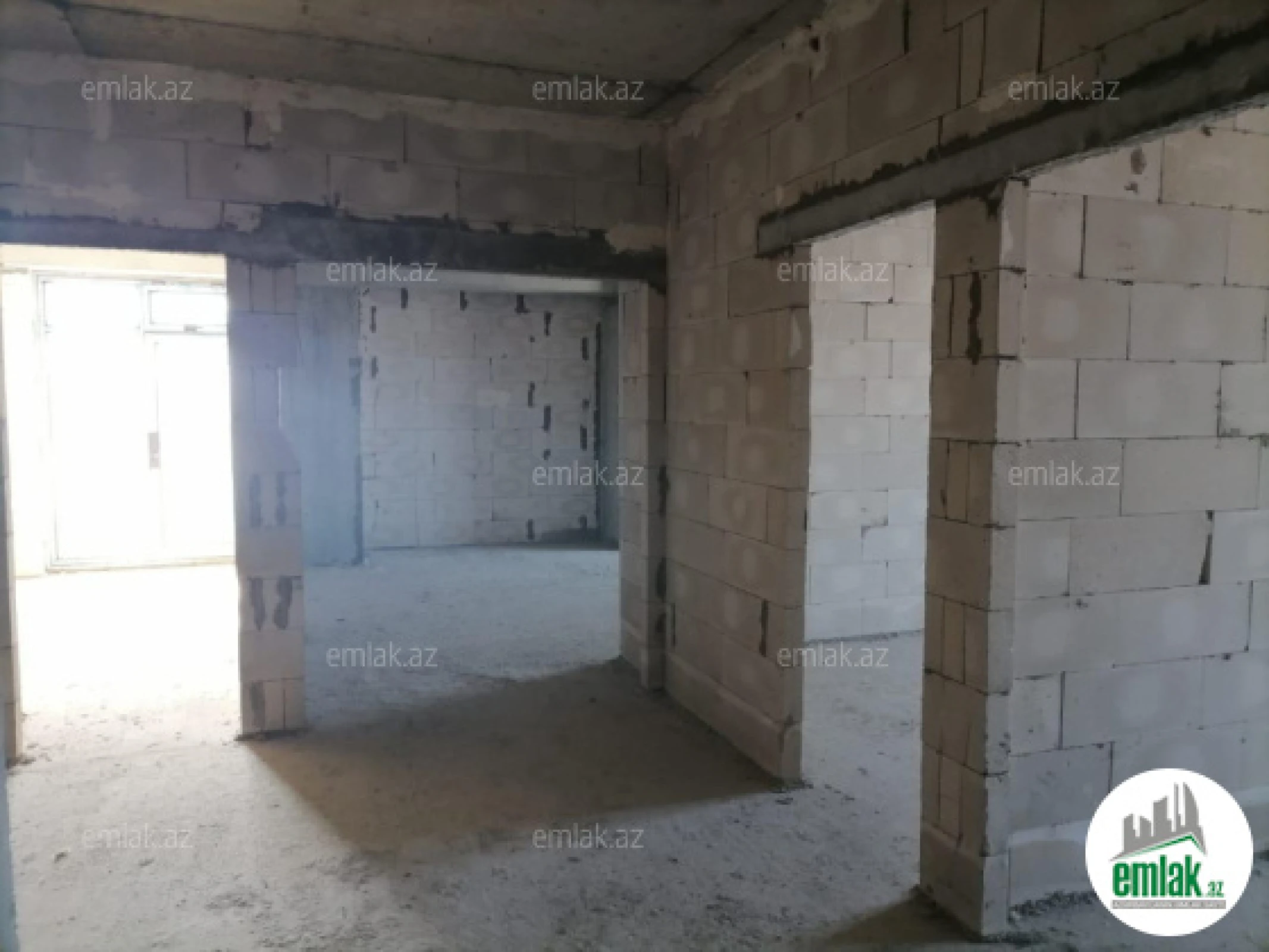 Satılır 2 otaqlı yeni tikili 100 m²