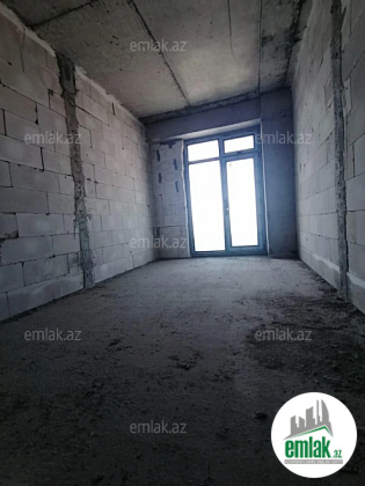 Satılır 2 otaqlı yeni tikili 100 m²