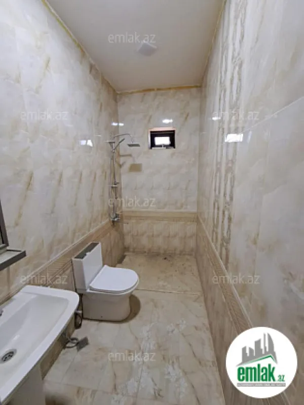 Satılır 5 otaqlı həyət evi 253.4 m²