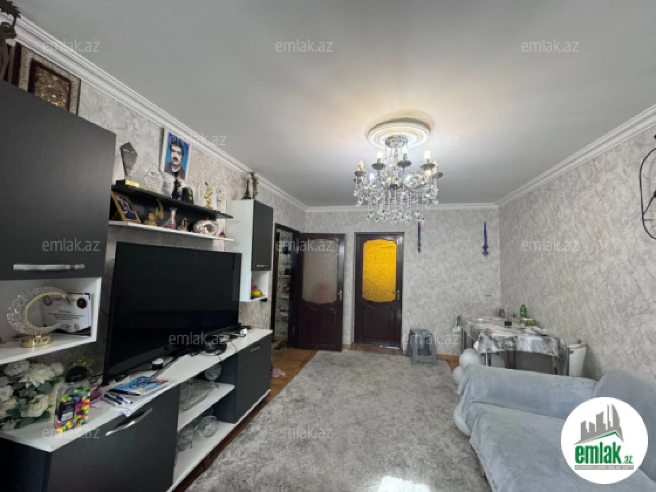 Satılır 3 otaqlı köhnə tikili 75 m²