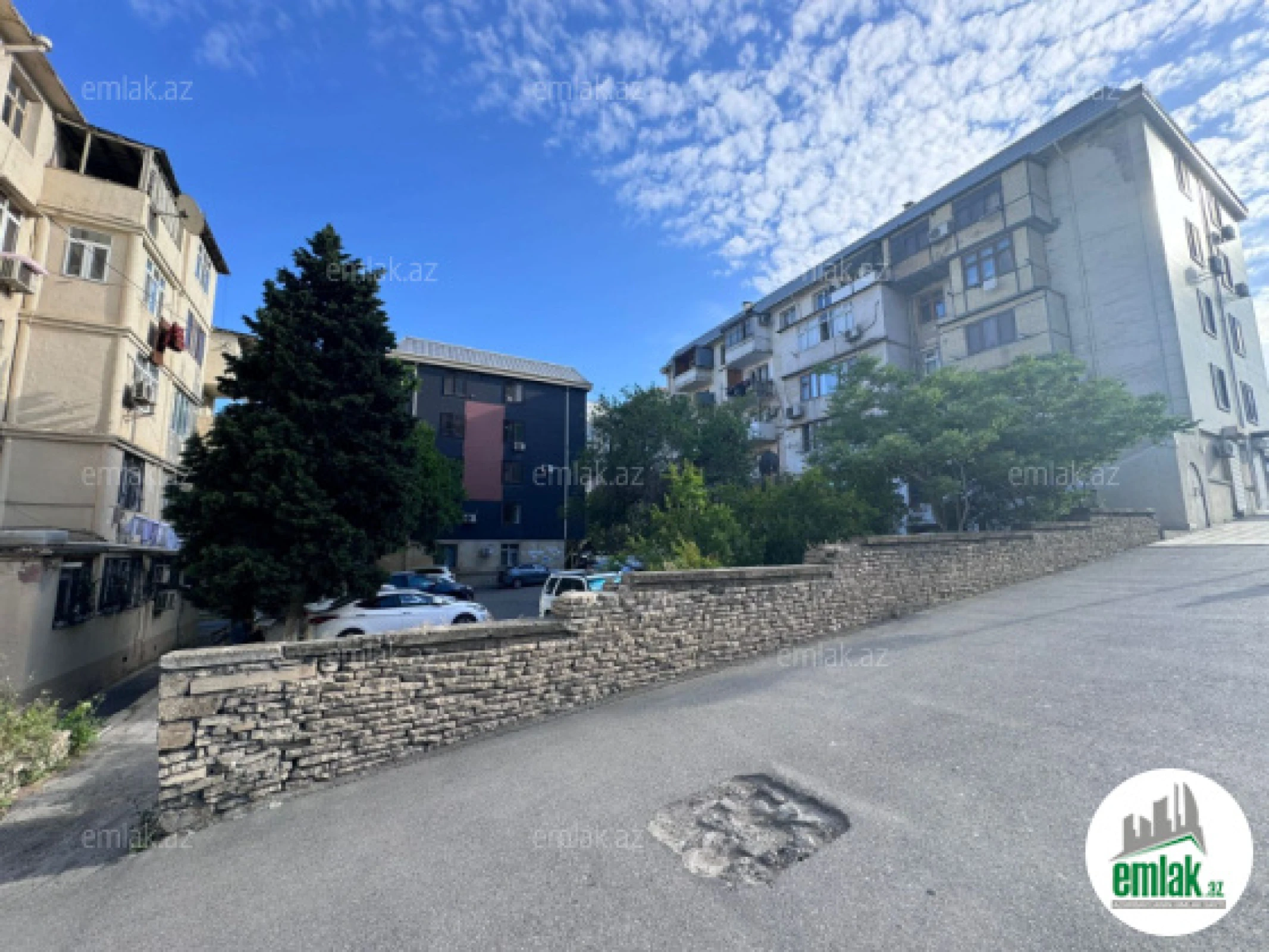 Satılır 3 otaqlı köhnə tikili 75 m²