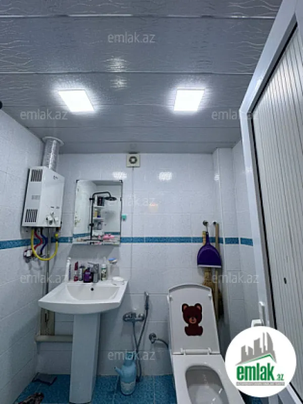 Satılır 3 otaqlı köhnə tikili 75 m²