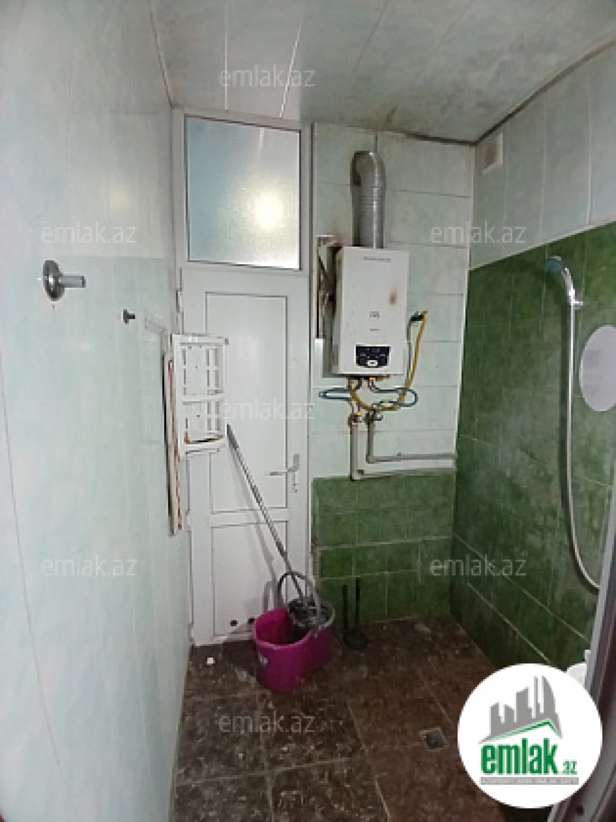 Satılır 3 otaqlı köhnə tikili 65 m²