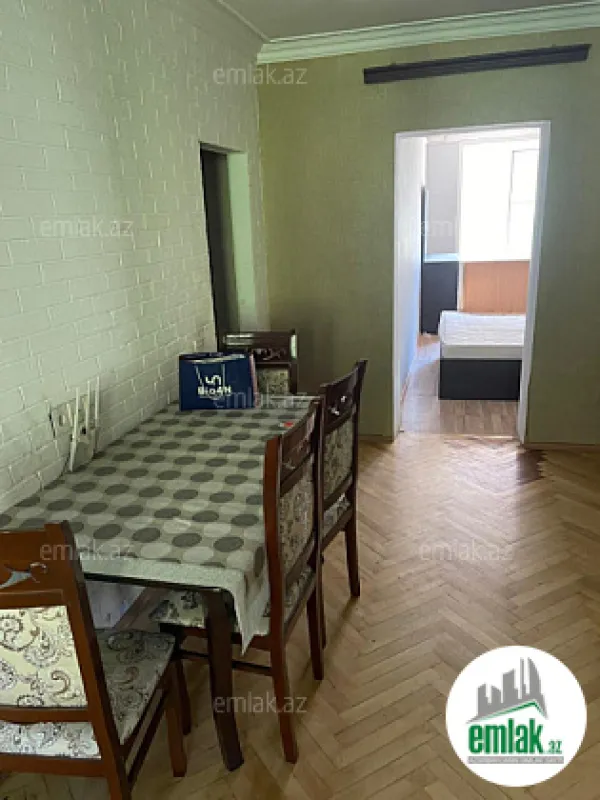Satılır 2 otaqlı köhnə tikili 45 m²