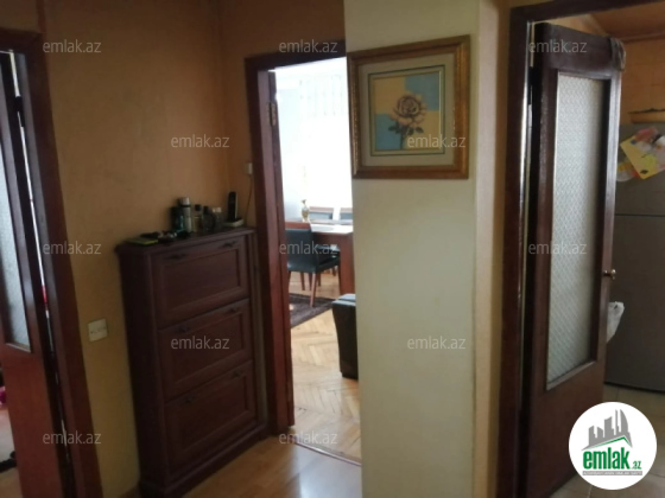 Satılır 3 otaqlı köhnə tikili 80 m²
