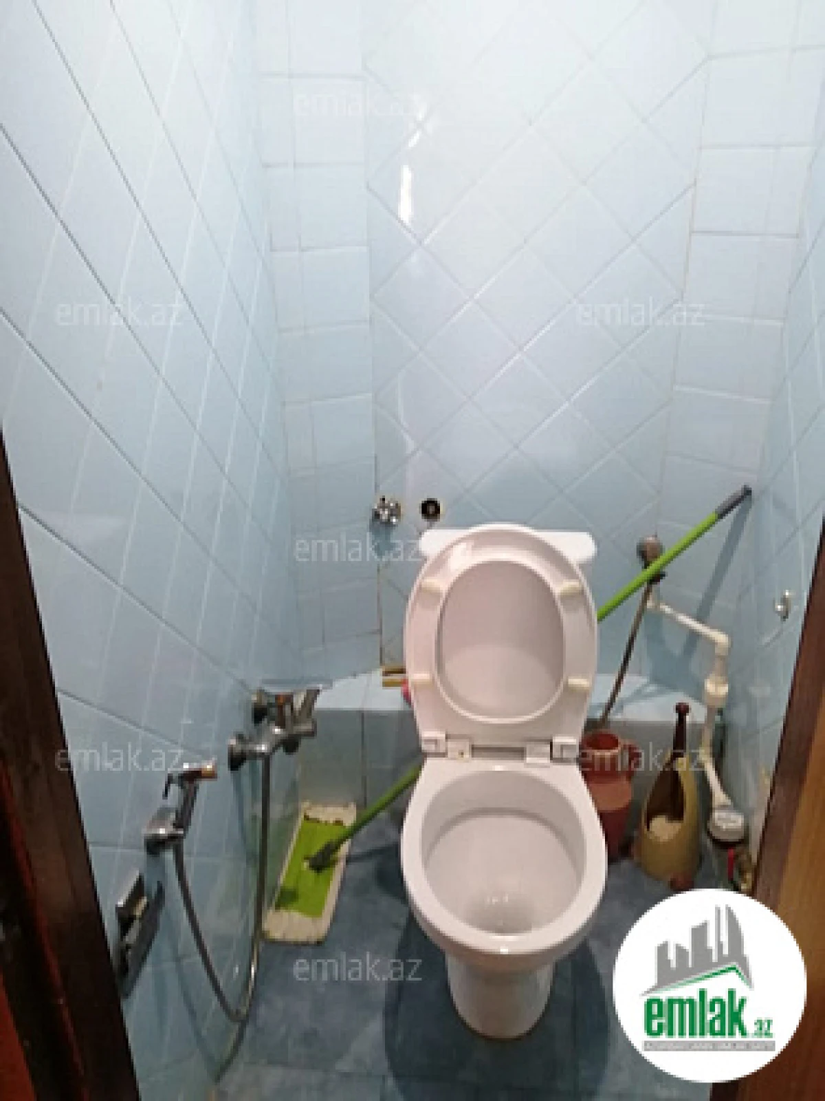 Satılır 3 otaqlı köhnə tikili 80 m²