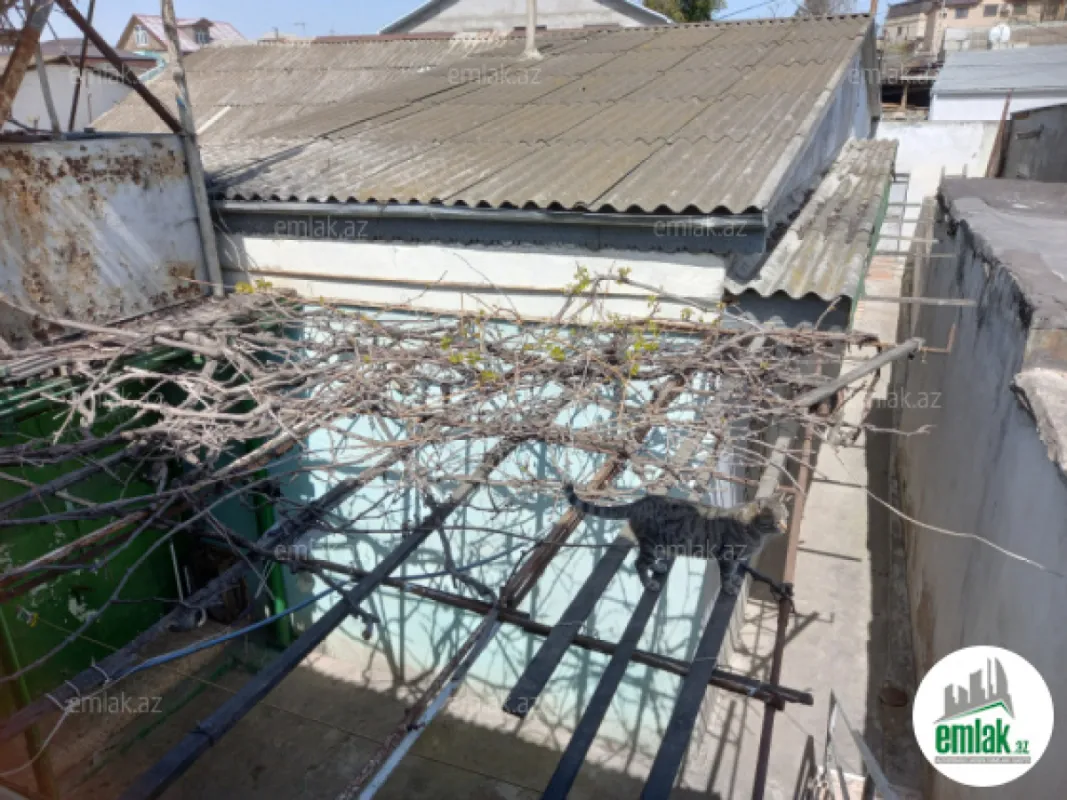 Satılır 4 otaqlı həyət evi 150 m²