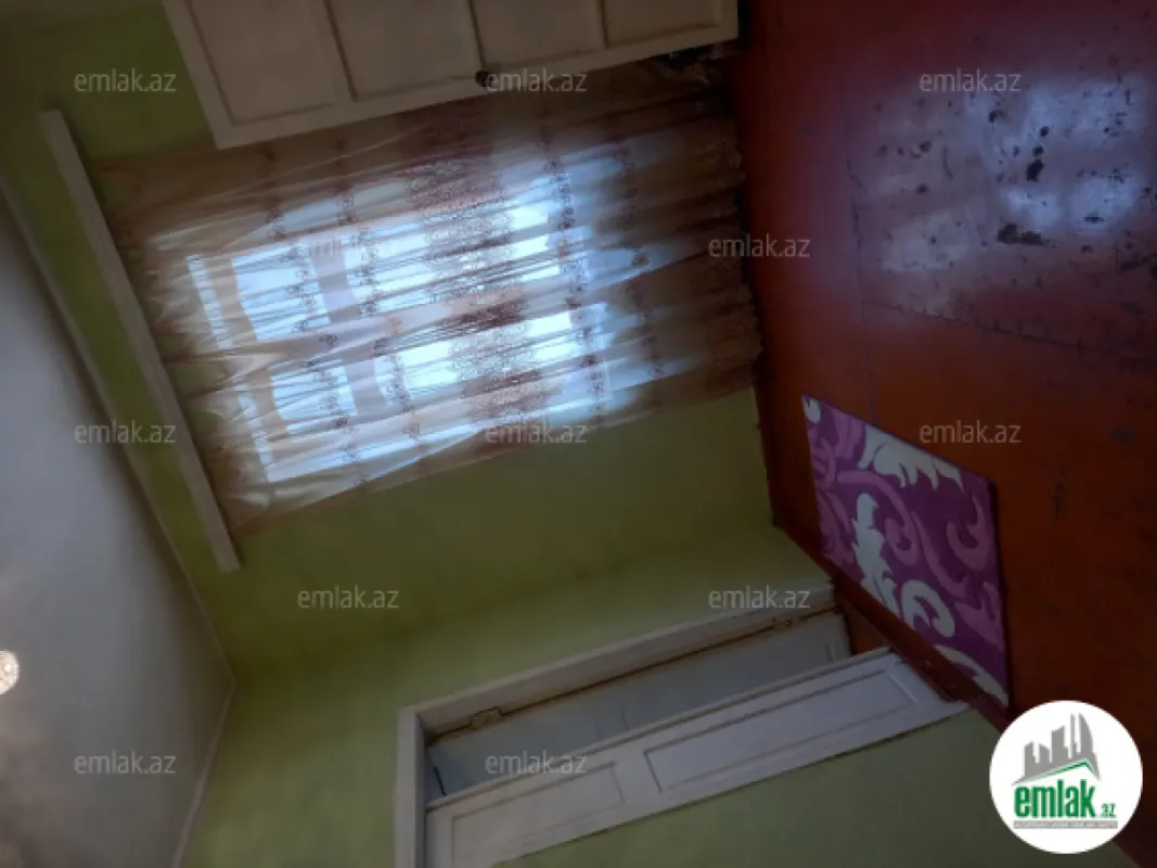 Satılır 4 otaqlı həyət evi 150 m²