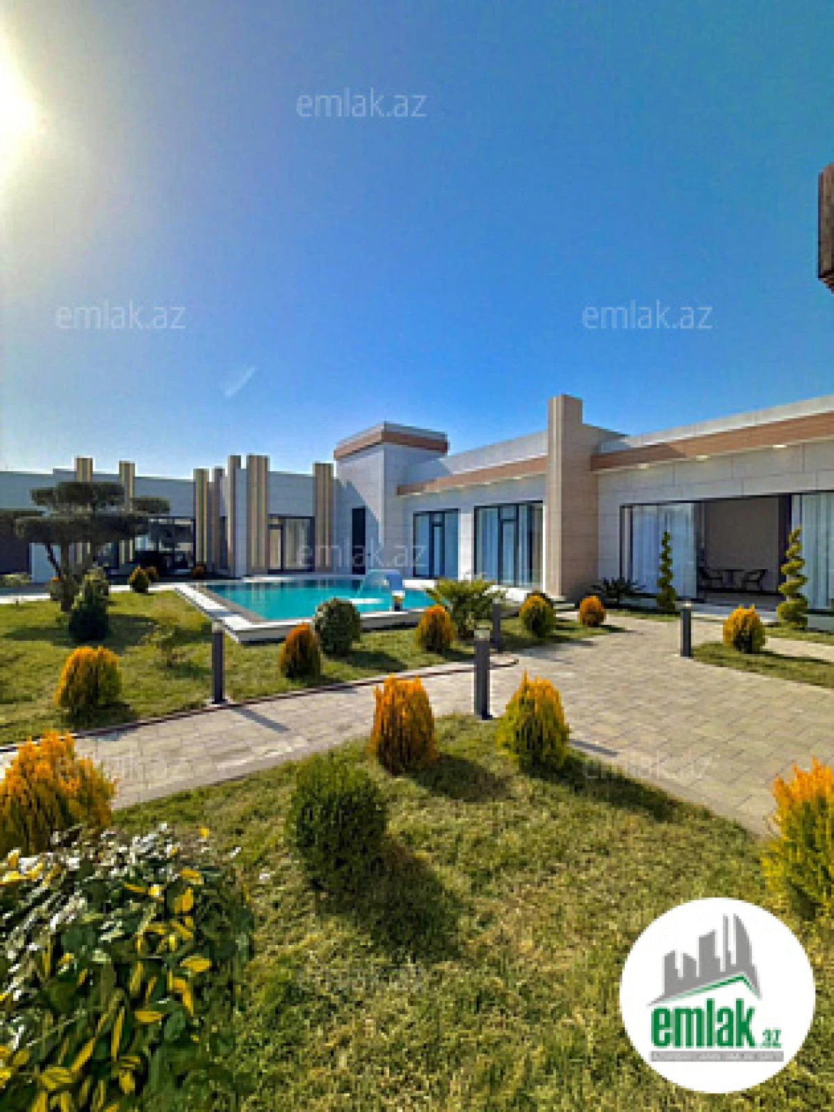 Satılır 5 otaqlı mənzil 260 m²