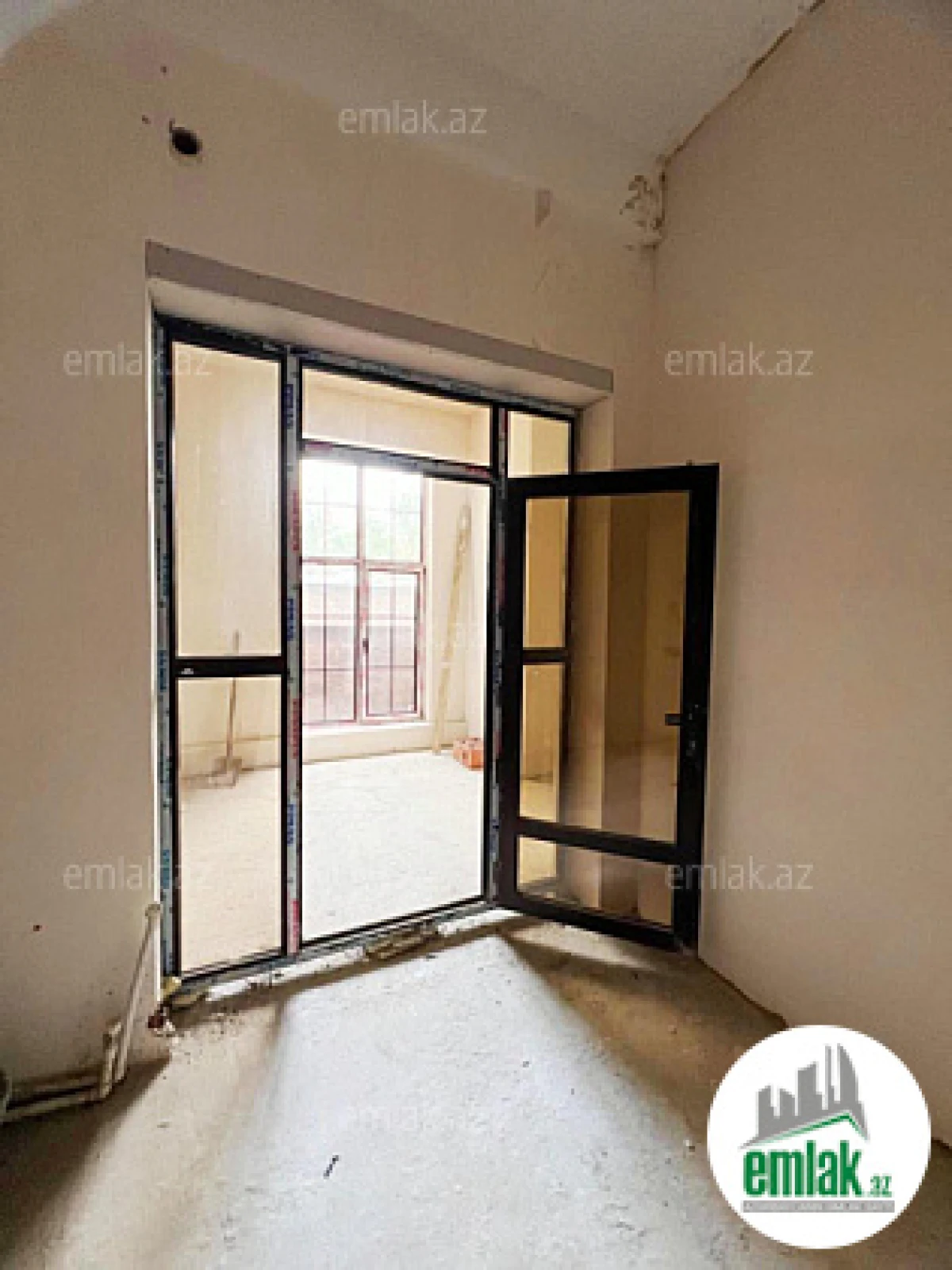 Satılır 2 otaqlı yeni tikili 67 m²
