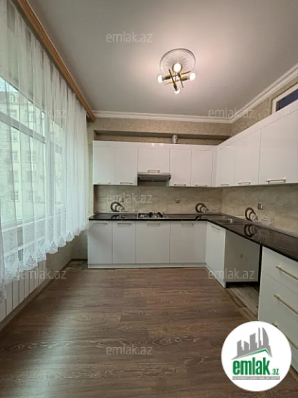 Satılır 3 otaqlı yeni tikili 80 m²