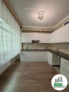 Satılır 3 otaqlı yeni tikili 80 m²