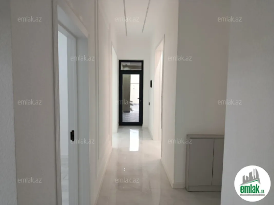 Satılır 4 otaqlı mənzil 150 m²