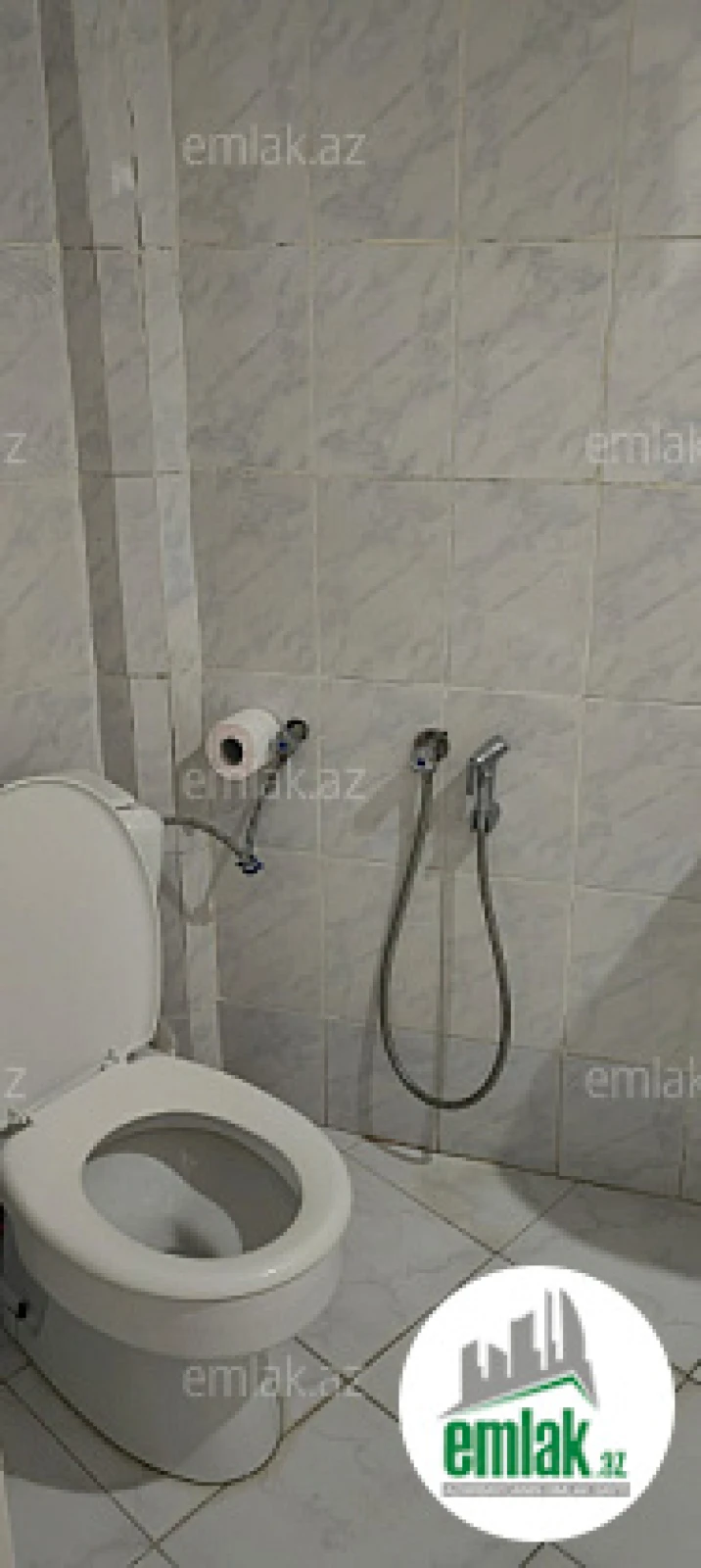 Satılır 2 otaqlı köhnə tikili 60 m²