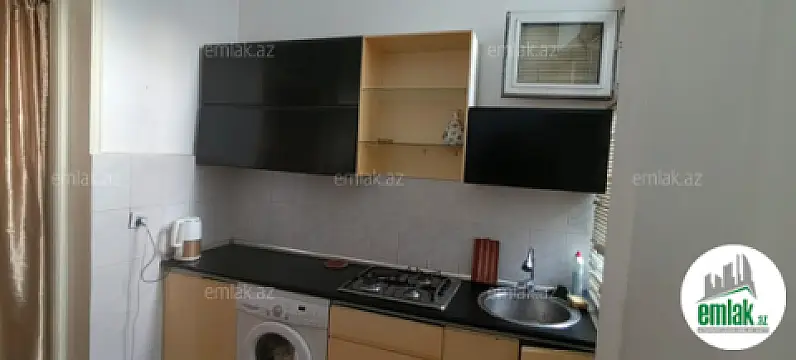 Satılır 2 otaqlı köhnə tikili 60 m²