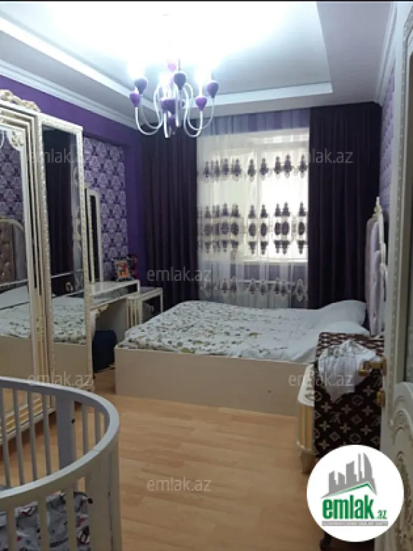 Satılır 3 otaqlı yeni tikili 80 m²