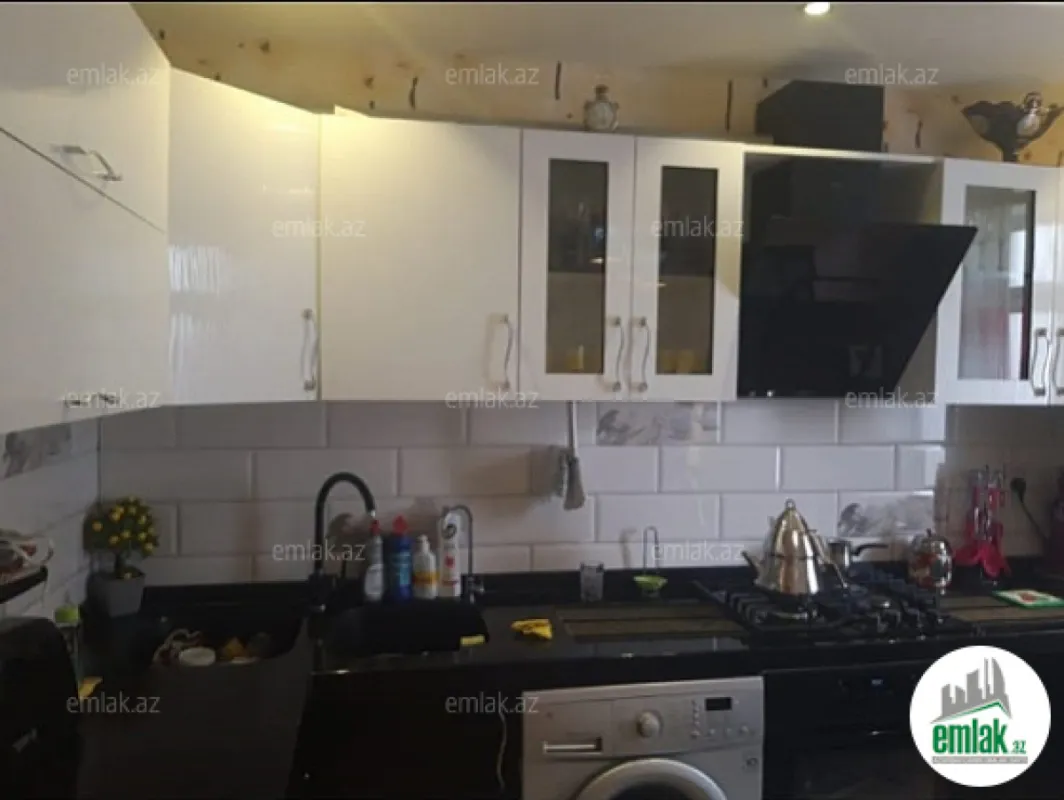 Satılır 3 otaqlı yeni tikili 80 m²