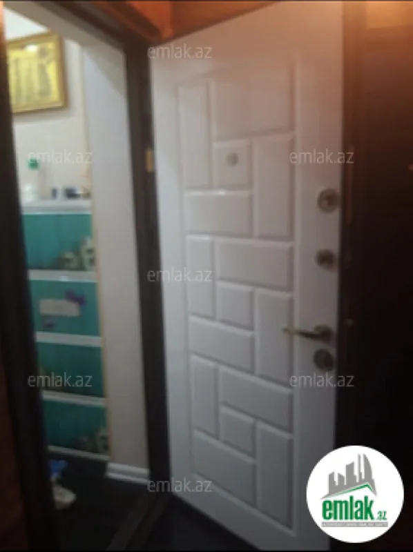 Satılır 3 otaqlı yeni tikili 80 m²