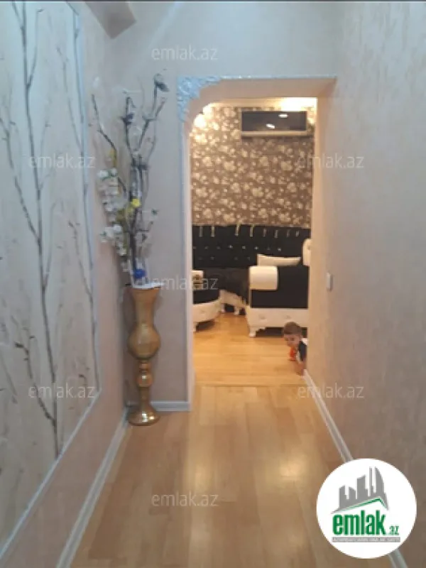 Satılır 3 otaqlı yeni tikili 80 m²