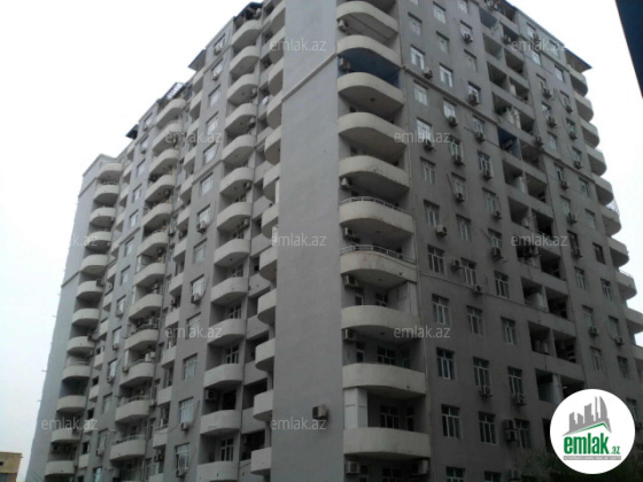 Satılır 2 otaqlı yeni tikili 72 m²