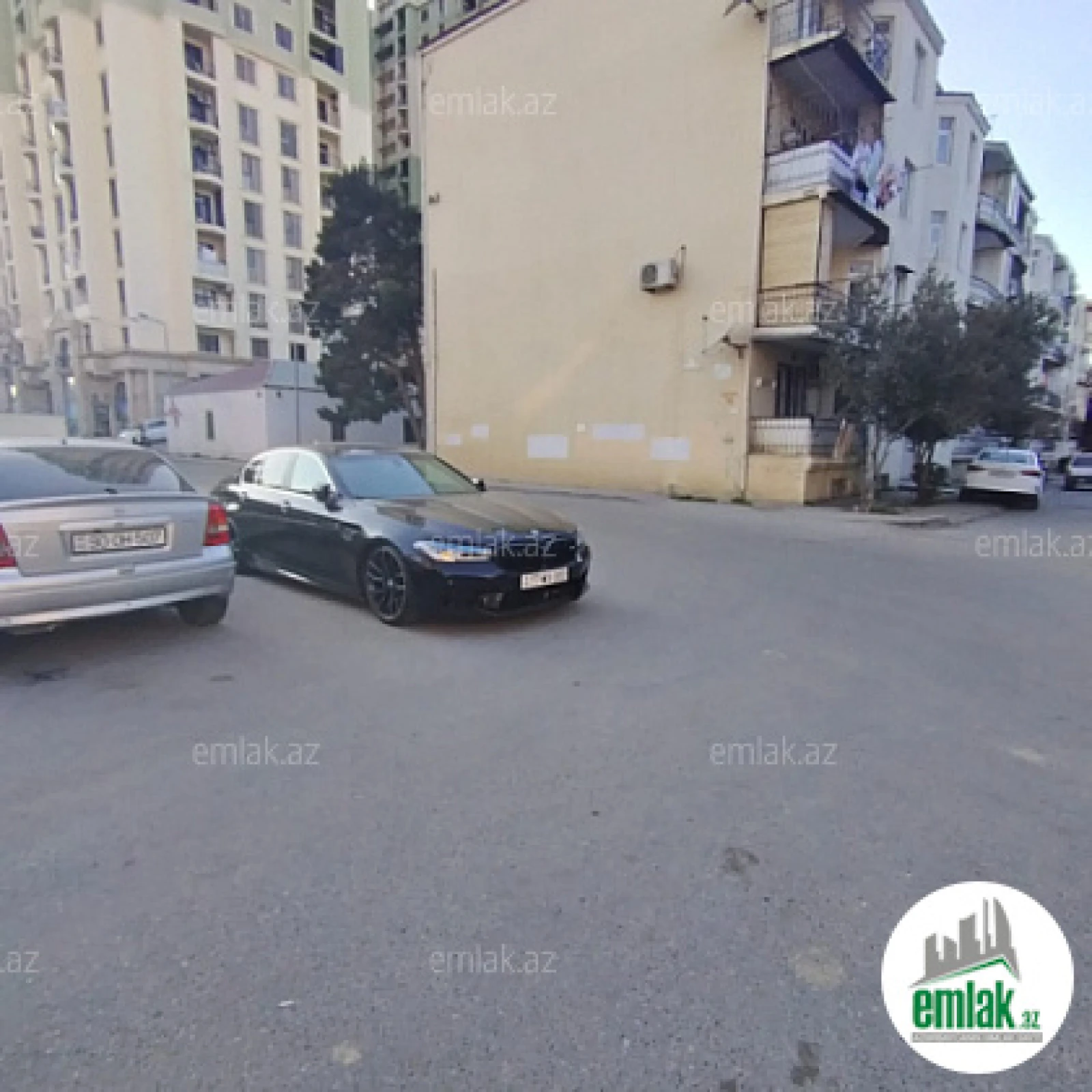 Satılır 3 otaqlı köhnə tikili 80 m²