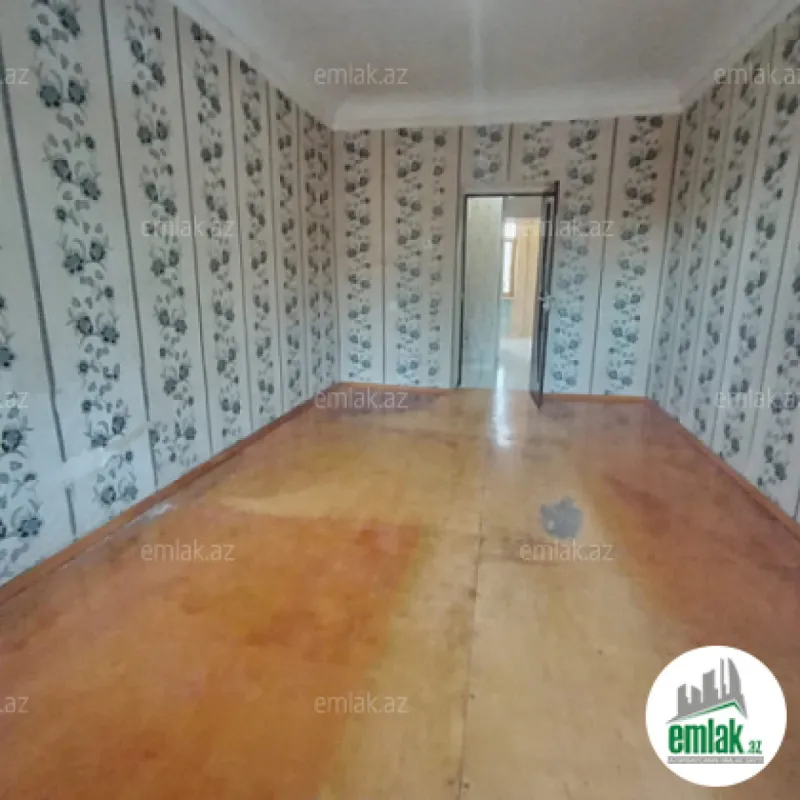 Satılır 3 otaqlı köhnə tikili 80 m²