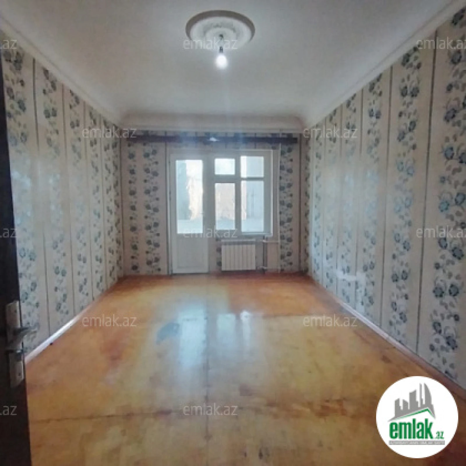 Satılır 3 otaqlı köhnə tikili 80 m²