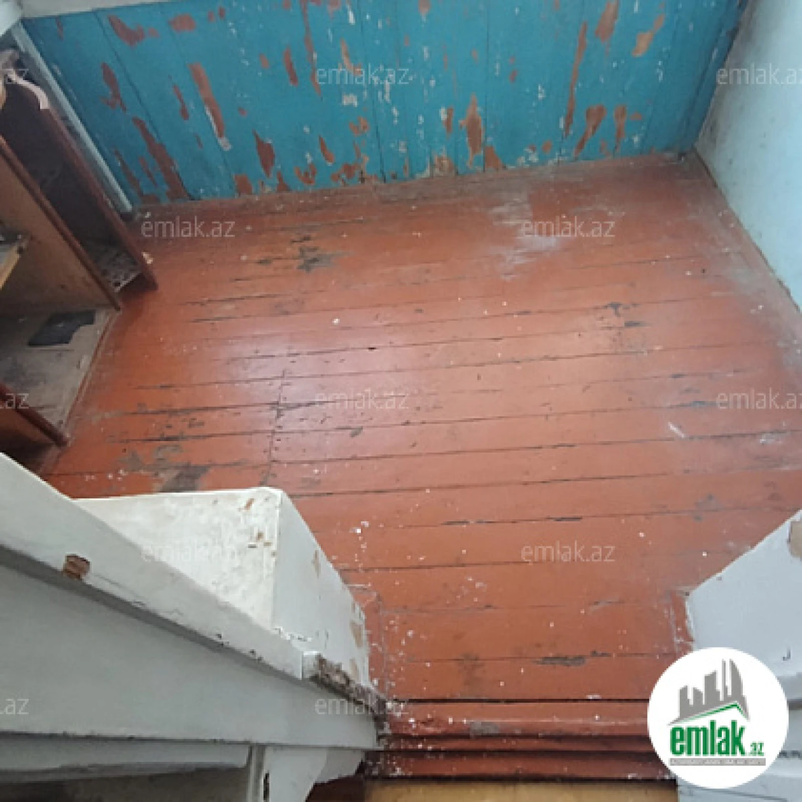 Satılır 3 otaqlı köhnə tikili 80 m²