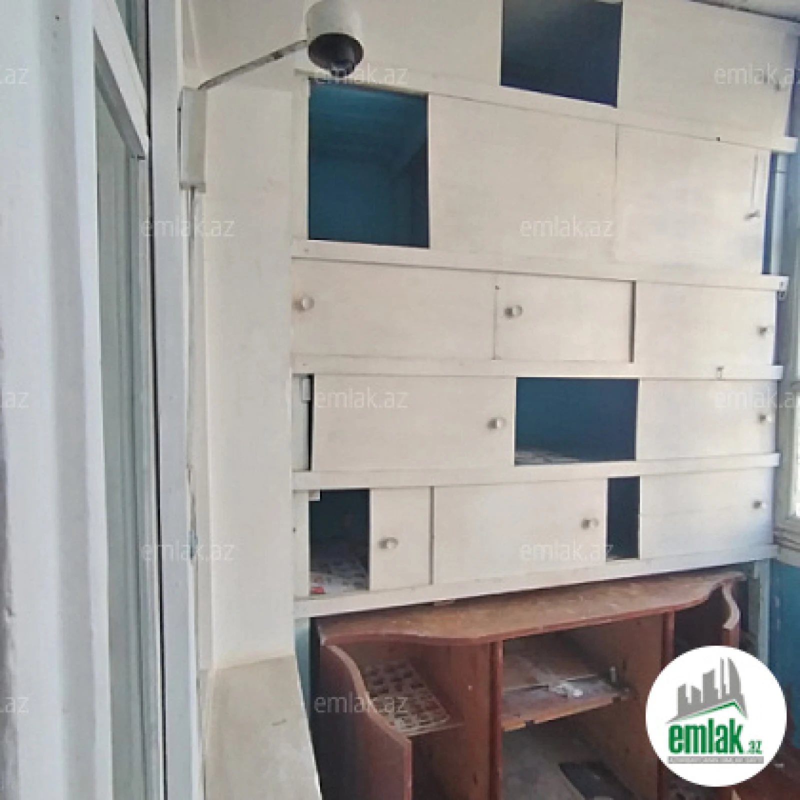 Satılır 3 otaqlı köhnə tikili 80 m²