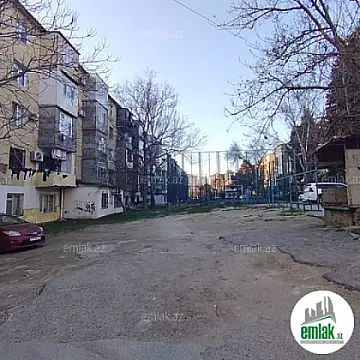 Satılır 3 otaqlı köhnə tikili 80 m²