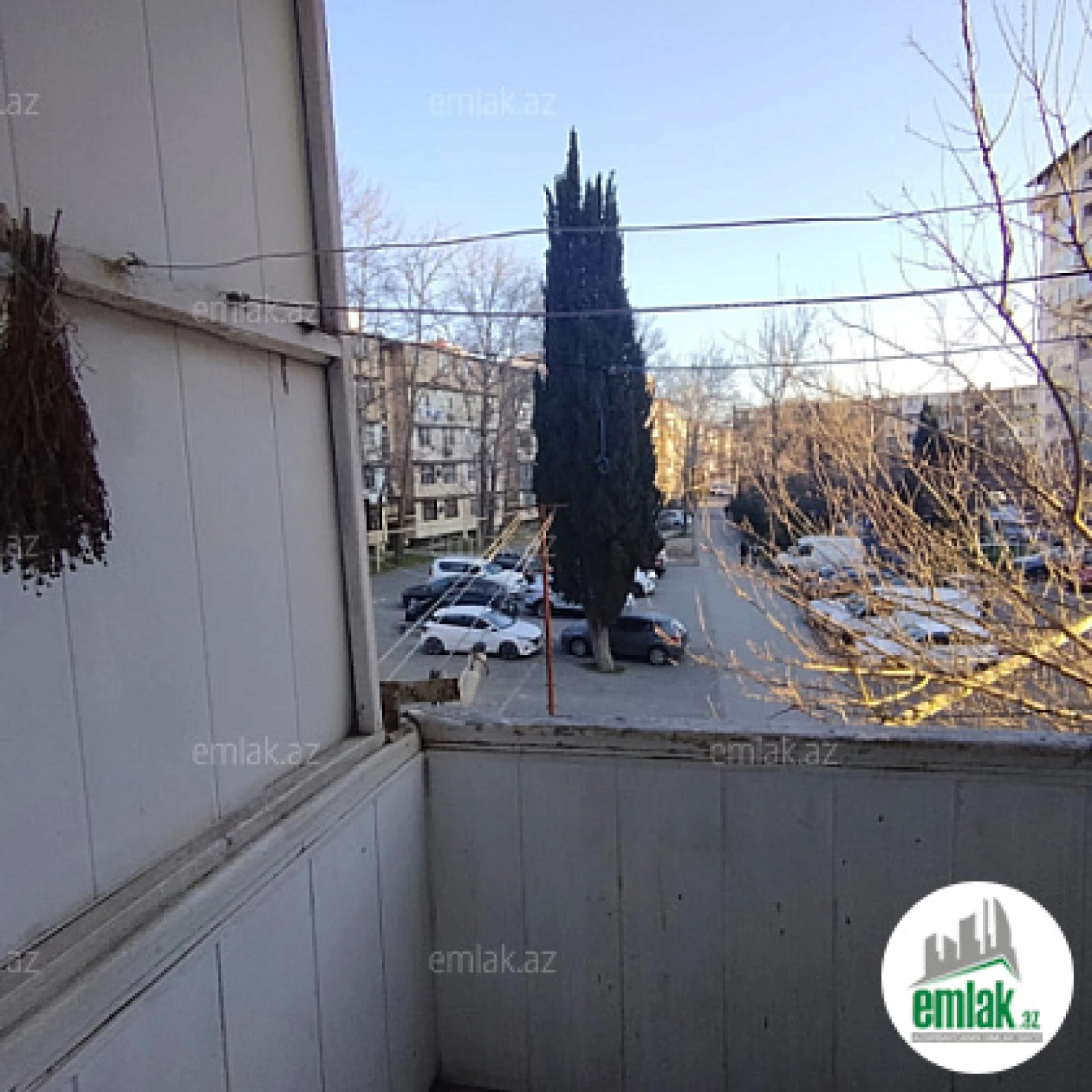 Satılır 3 otaqlı köhnə tikili 80 m²