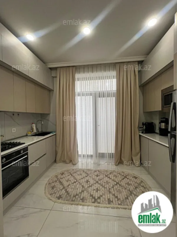 Satılır 2 otaqlı yeni tikili 68 m²