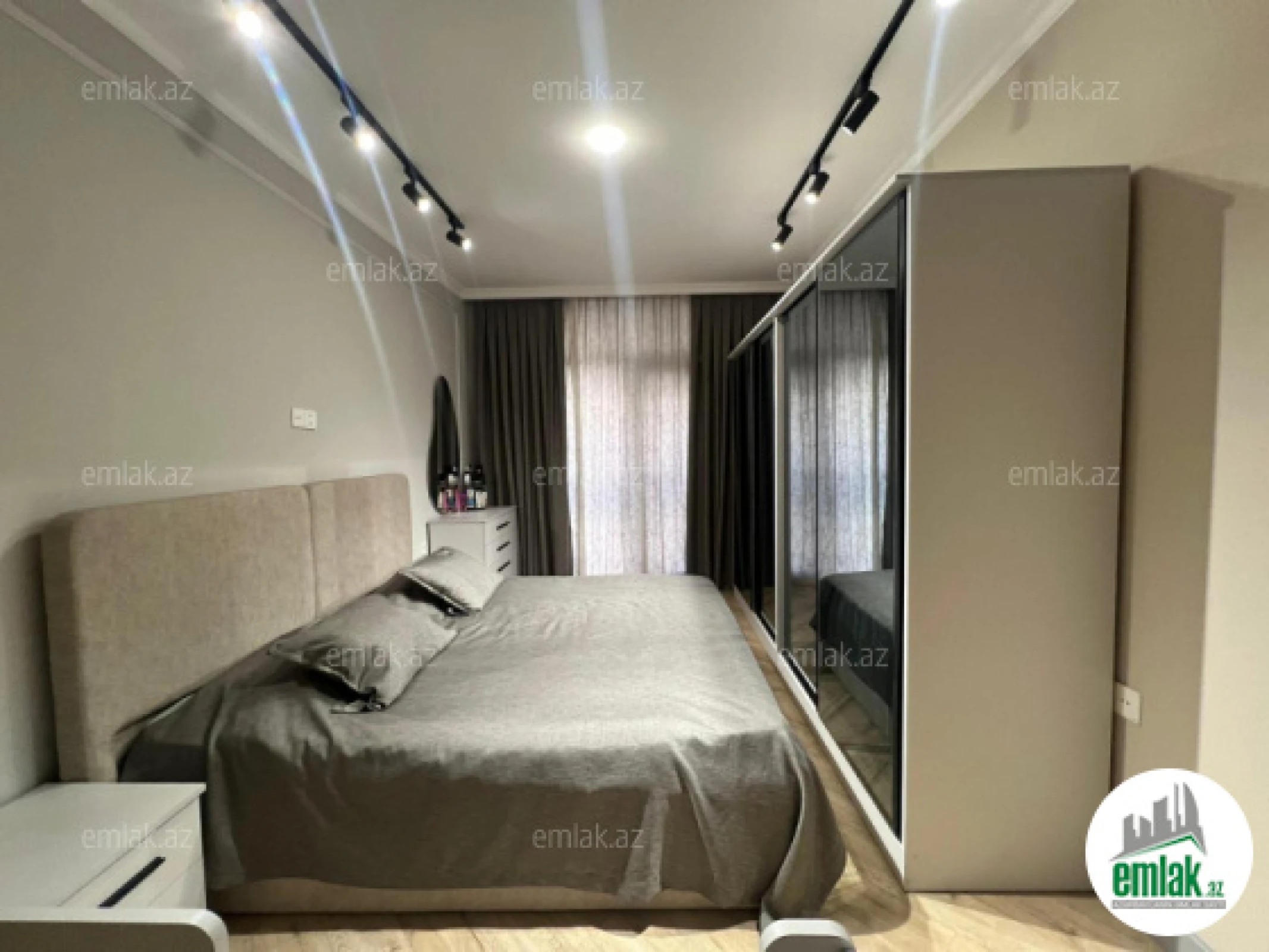 Satılır 2 otaqlı yeni tikili 68 m²