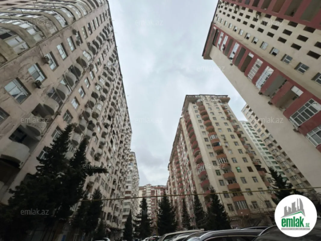 Satılır 4 otaqlı yeni tikili 120 m²