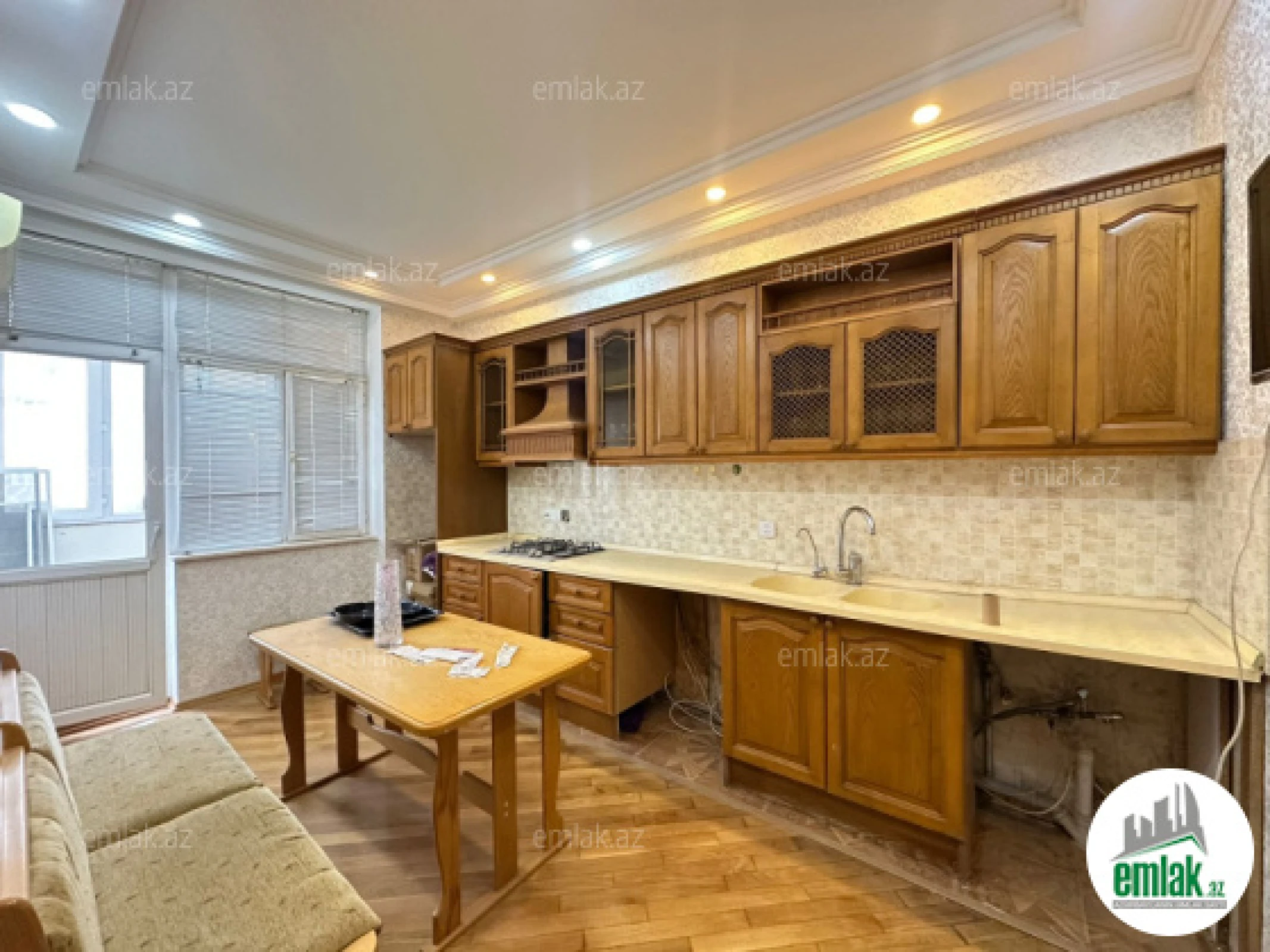 Satılır 4 otaqlı yeni tikili 120 m²