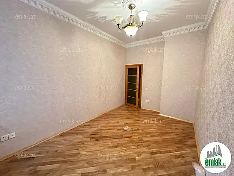 Satılır 4 otaqlı yeni tikili 120 m²