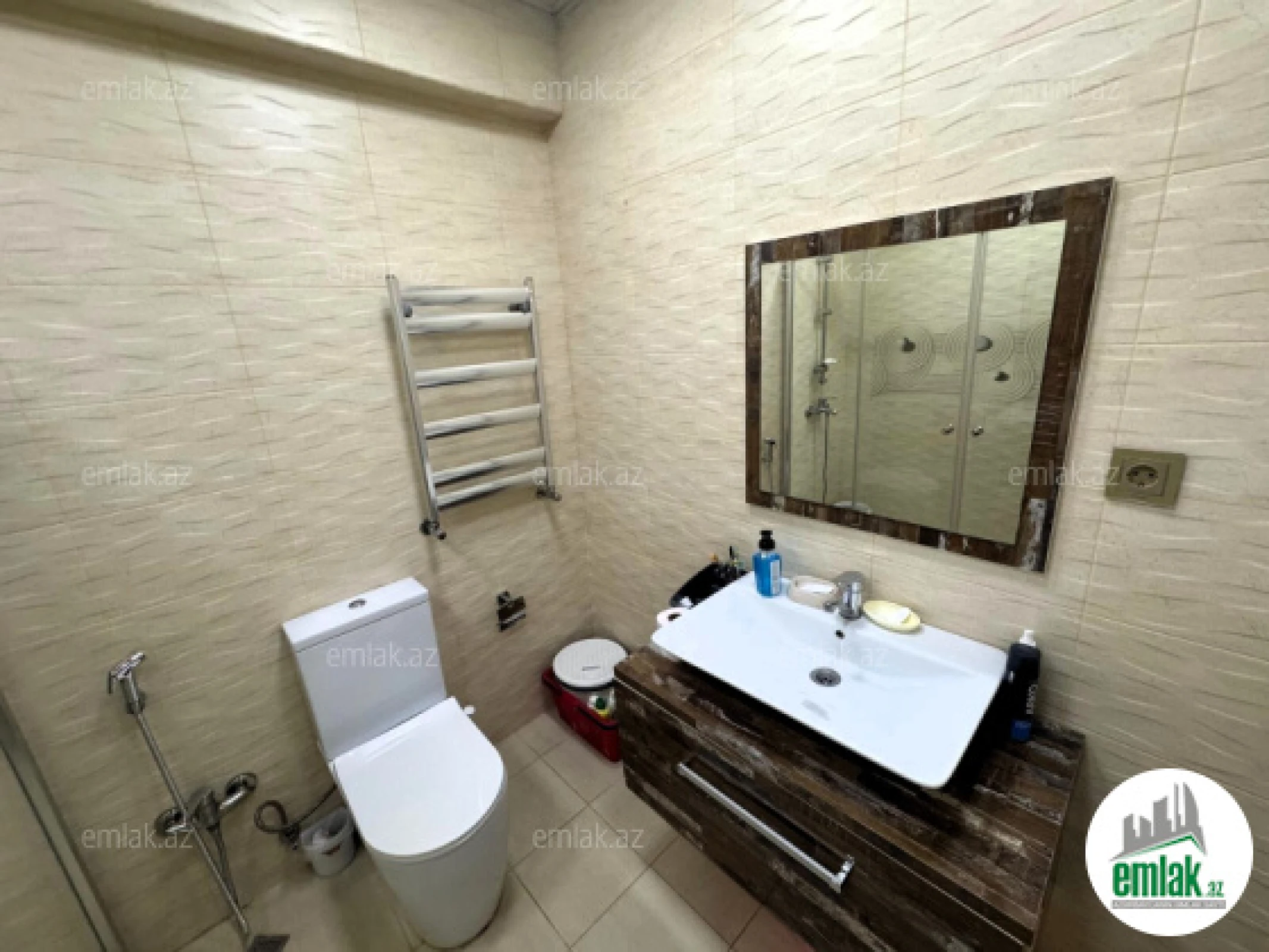 Satılır 3 otaqlı yeni tikili 127 m²
