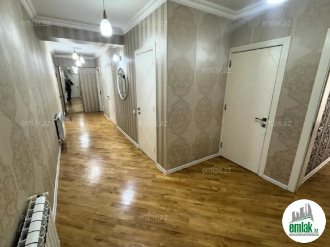 Satılır 3 otaqlı yeni tikili 127 m²